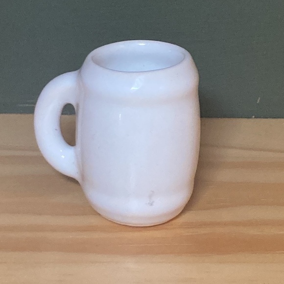 🌸 (2/$20) 3 Mini Mug Souveniers - Picture 9 of 9